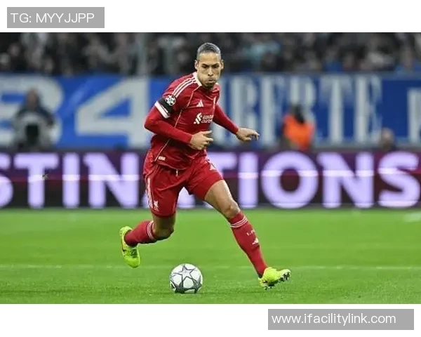 范戴克近五场技术统计全面解析展现防守核心价值